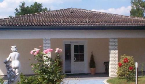 Hostal Hotel Merkur Garni