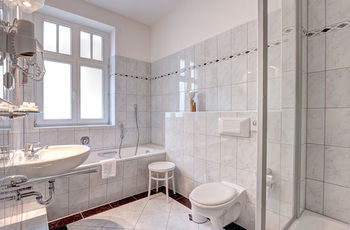 Haus Seeblick Hotel Garni & Ferienwohnungen