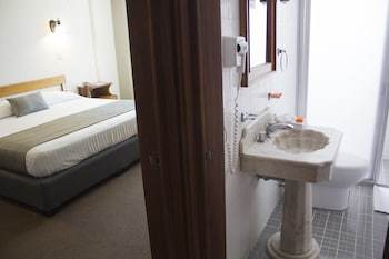 Hotel Suites Campestre