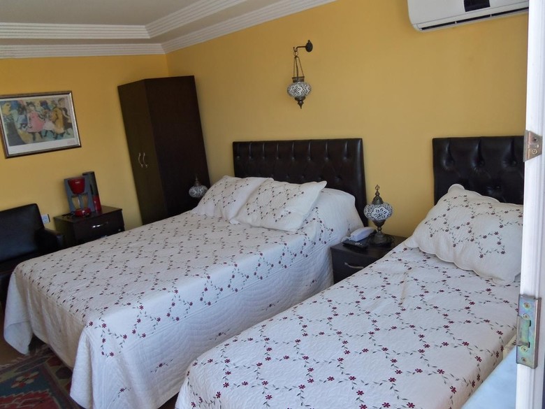 Cosmopolitan Park Hotel