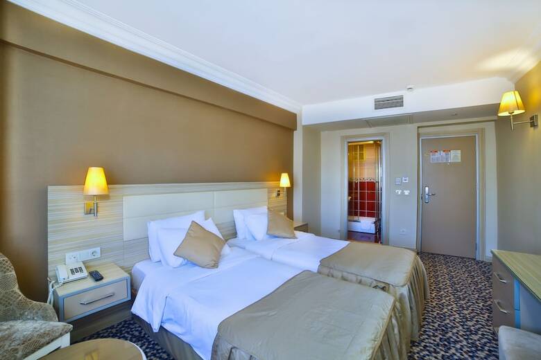 Grand Emin Hotel