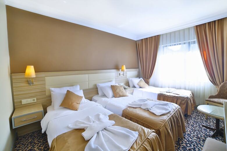 Grand Emin Hotel