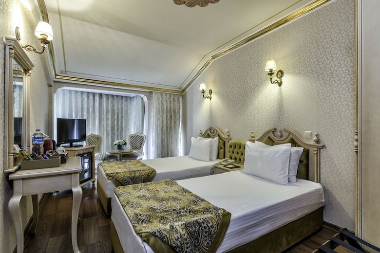 Hotel Amiral Palace