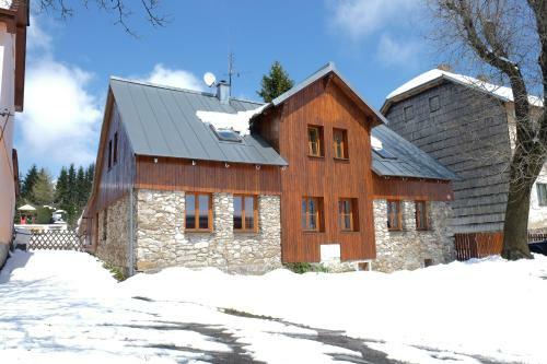 Apartm�ny Nov� Hut?
