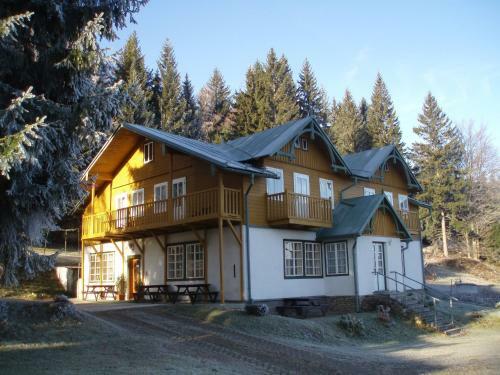 Hostal Pension Rychta