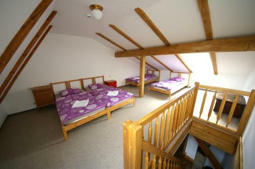 Hostal Penzion Mansk� Dv?r