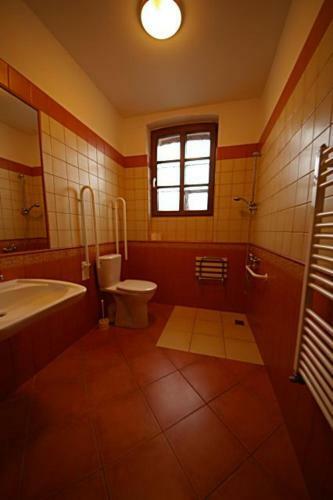 Hostal Penzion Mansk� Dv?r