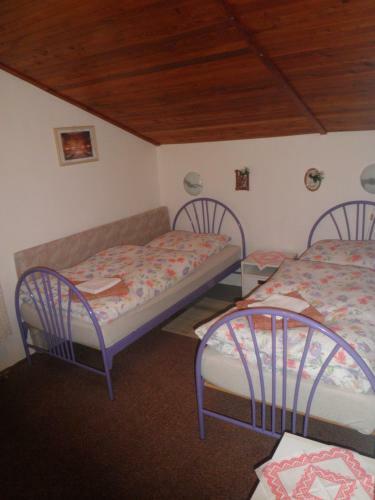 Hostal Penzion Na Vyhl�dce