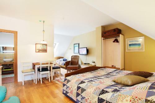Hostal Wellness Hotel Bo?� Oko