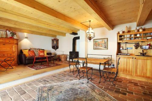 Hostal Wellness Hotel Bo?� Oko