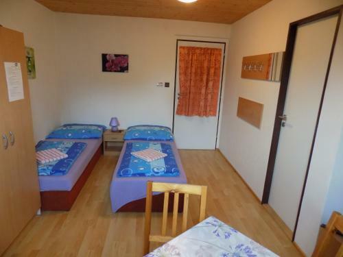 Hostal Ubytov�n� Apartm�ny Feren?�kov�