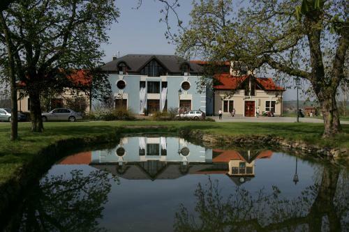 Darovansk� Dv?r - Wellness & Golf Hotel