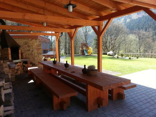 Hostal Pension Pstru?�