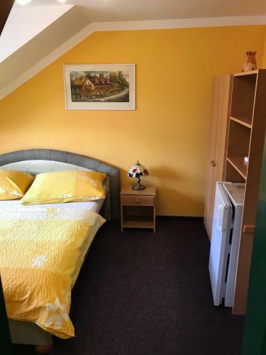 Hostal Penzion A Autokemp Wolf