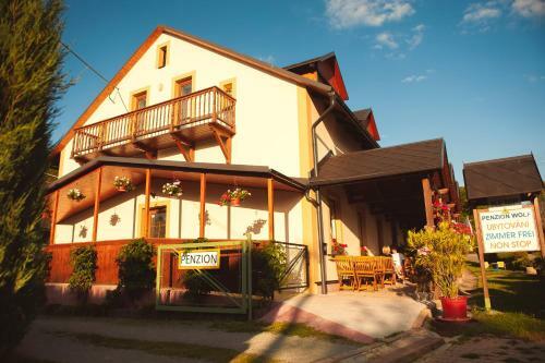 Hostal Penzion A Autokemp Wolf