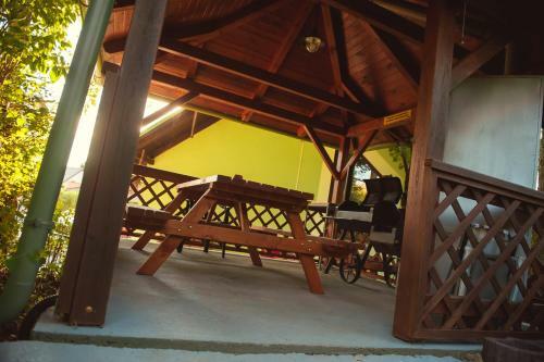 Hostal Penzion A Autokemp Wolf