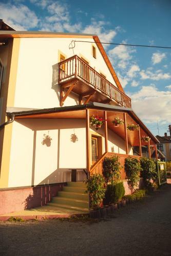 Hostal Penzion A Autokemp Wolf