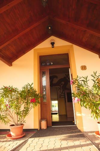 Hostal Penzion A Autokemp Wolf