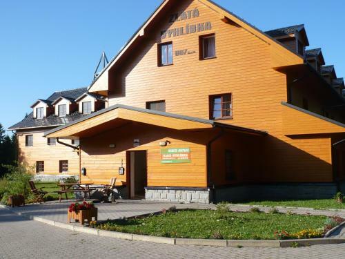 Apartm�n Zlat� Vyhl�dka