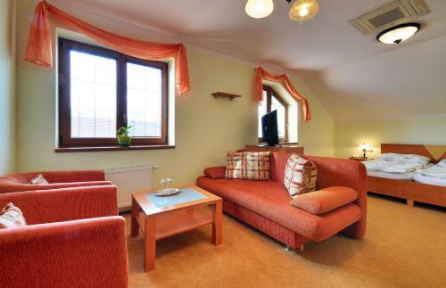 Hostal Restaurace A Penzion Kamenec