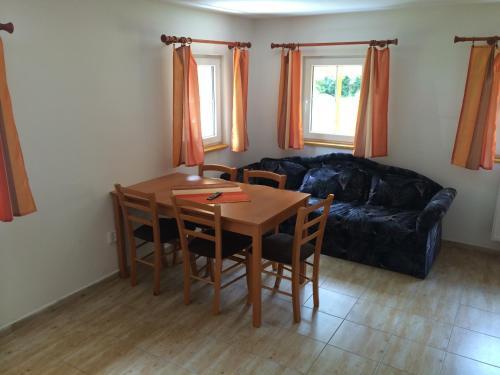 Hostal Pension U Vyhl�dky