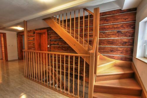 Hostal Pension U Vyhl�dky