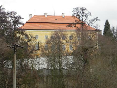 Hostal Penzion Kr�sn� Dv?r