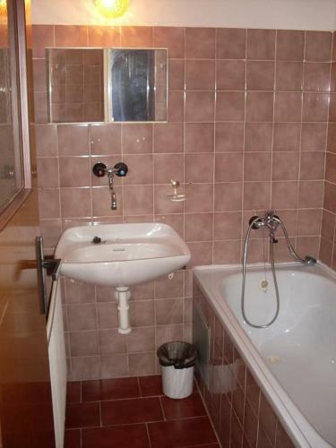 Hostal Horska Chata Nejdecka