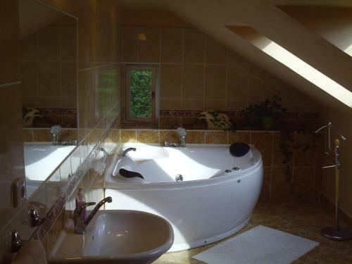 Hostal U Zlate Brany Cesky Raj