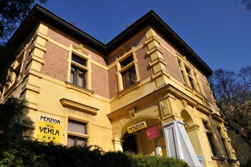 Hostal Penzion Vila Yehla