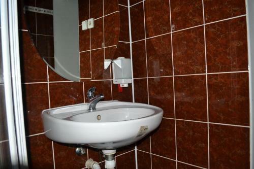 Hostal Penzion T�go Bohum�n
