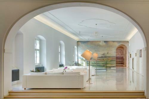 Chateau Her�lec Boutique Hotel & Spa By L'occitane