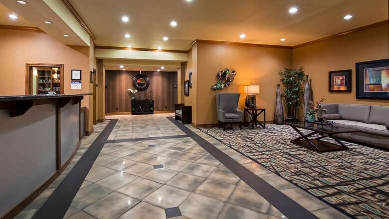 Hotel Best Western Plus Christopher Inn And Suites