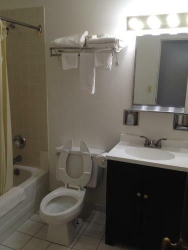 Nyack Motor Lodge