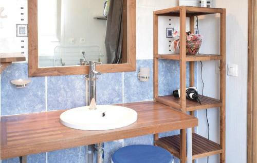 Holiday Home Bavent With A Fireplace 410