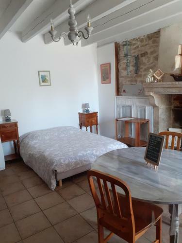Hostal Chambre D'h�te Du Plessis