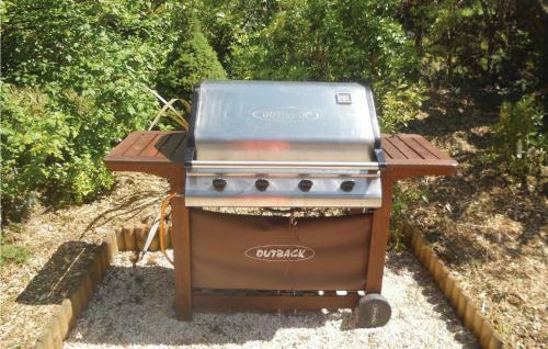 Holiday Home Moulin Cacaud N-609