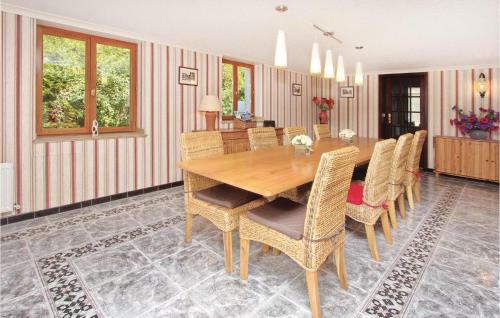 Holiday Home Moulin Cacaud N-609