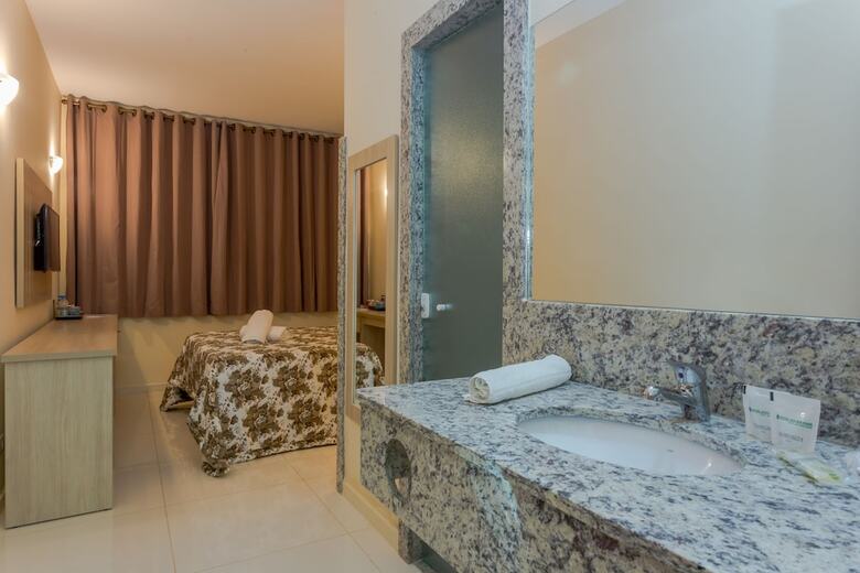 Hotel Golden Park Campos