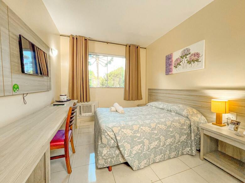 Hotel Golden Park Campos