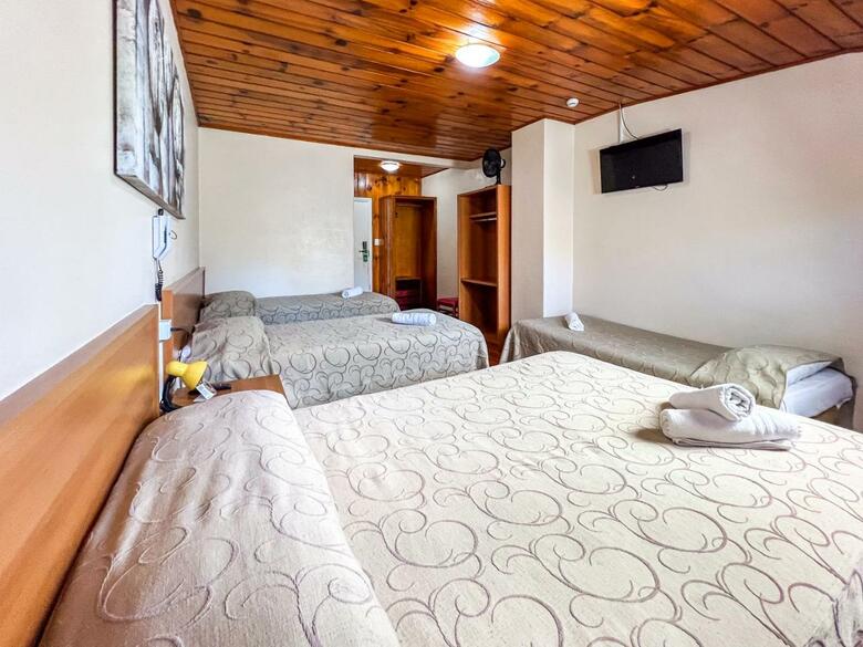 Hotel Golden Park Campos