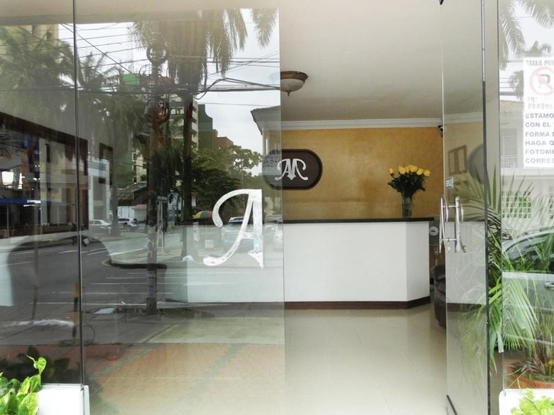 Apartahotel Monte Carlo