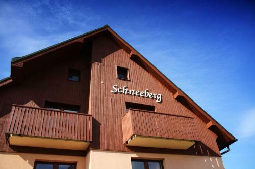 Hostal Pension Schneeberg