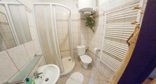 Hostal Penzion ?umavous