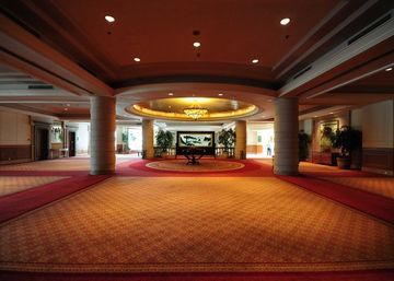 Loong Palace Hotel And Resort
