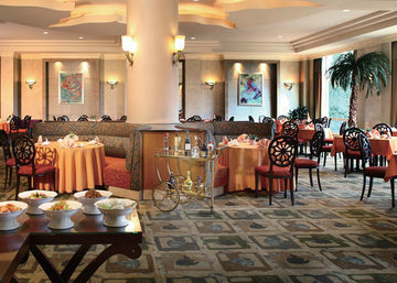 Loong Palace Hotel And Resort