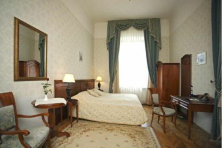 Hotel Ostoya Palace