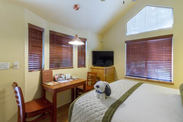 Hotel Riverpointe Napa Valley Resort