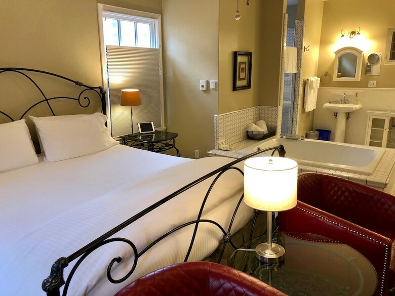 Bed & Breakfast The Inn On First