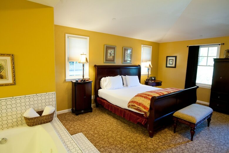 Bed & Breakfast The Inn On First